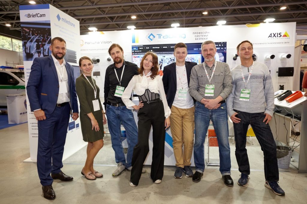 Команда IQ Trading на виставці